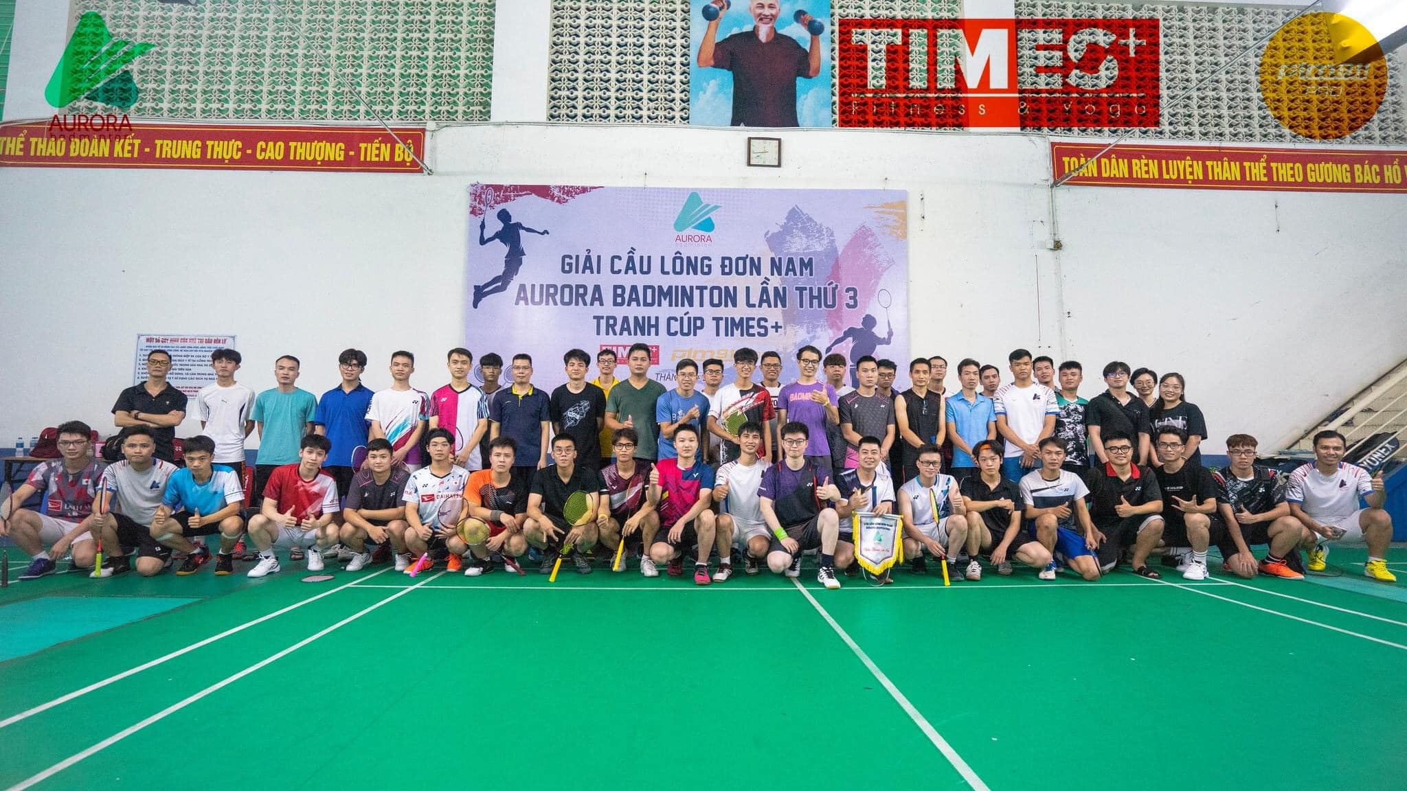 Các câu lạc bộ, địa điểm và sân cầu Hà Nội
