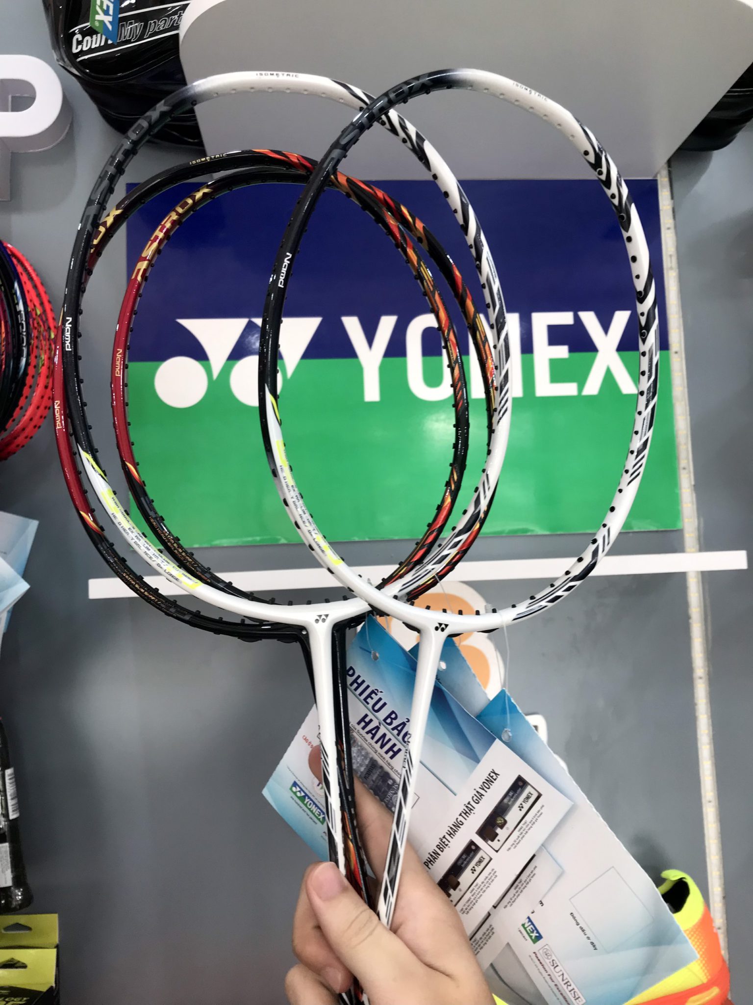 Vợt Yonex Astrox 99 Pro 