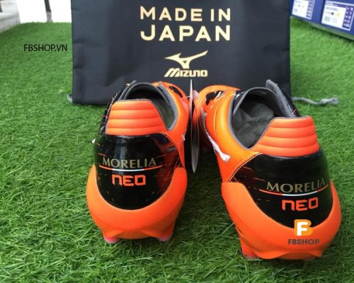 Giày bóng đá MORELIA NEO II 