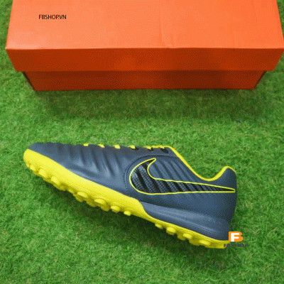 Giày đá banh chân bè Nike Tiempo LegendX 