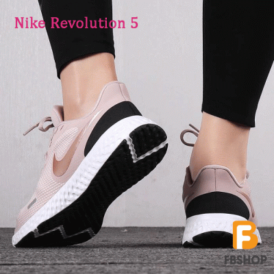 Giày Nike Revolution 5