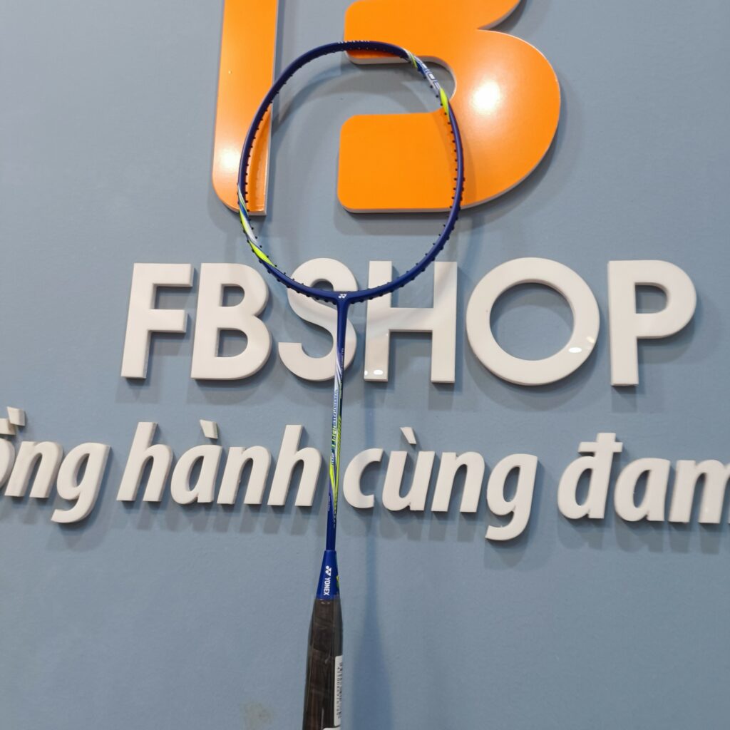 Vợt cầu lông Yonex Voltric Lite 20i