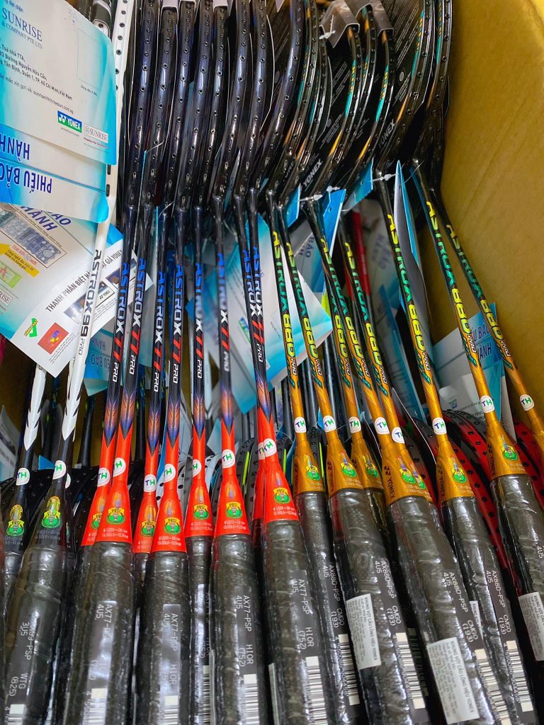 Đại lý vợt cầu lông yonex