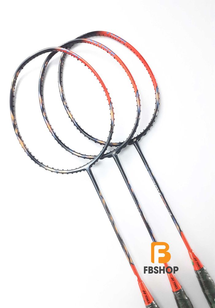 Vợt cầu lông Yonex Astrox 77 Pro