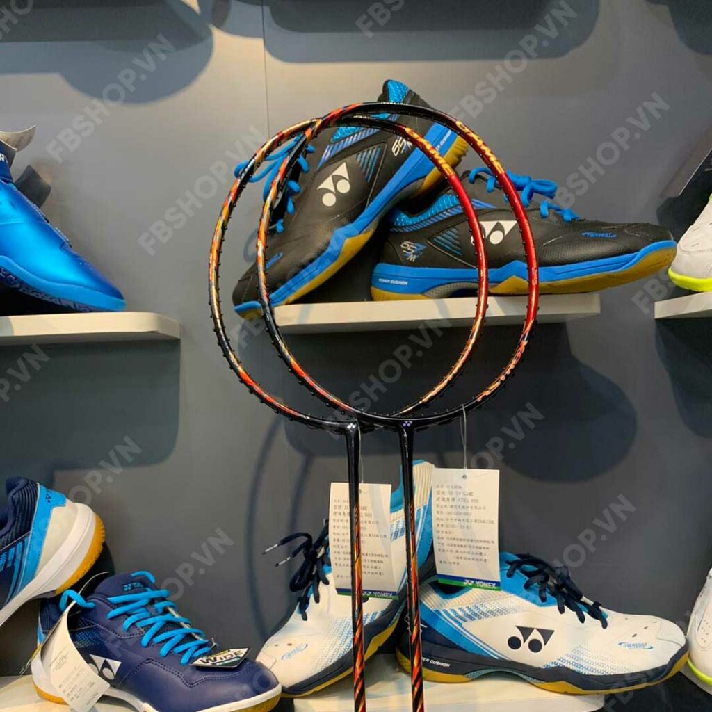 Vợt cầu lông Yonex Astrox 99 Pro