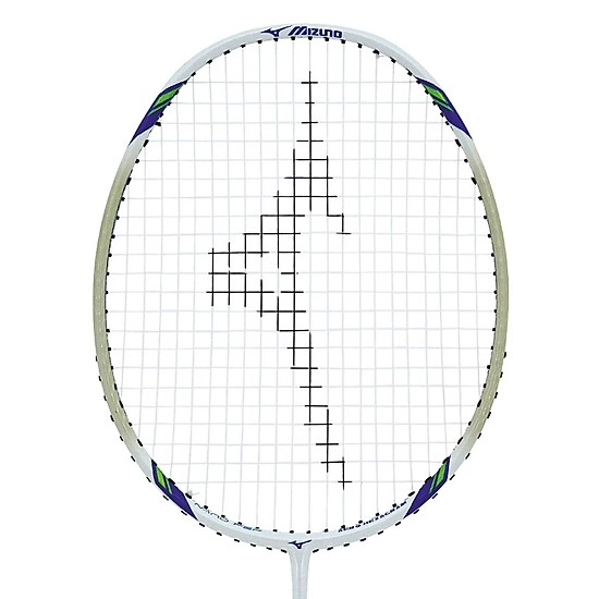 Mizuno JPX 8.3 mang đến cho người chơi những trải nghiệm tấn công mạnh mẽ