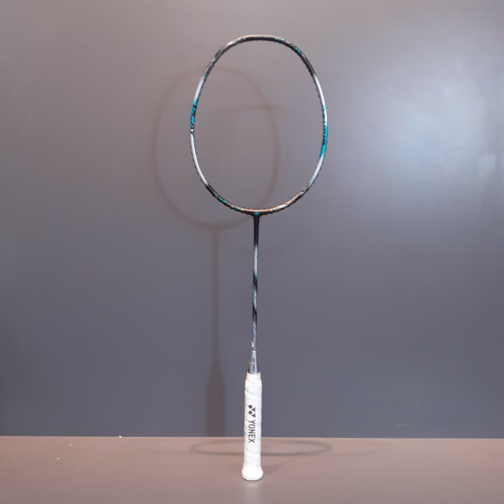 Vợt cầu lông Yonex giá rẻ Astrox 88D Play