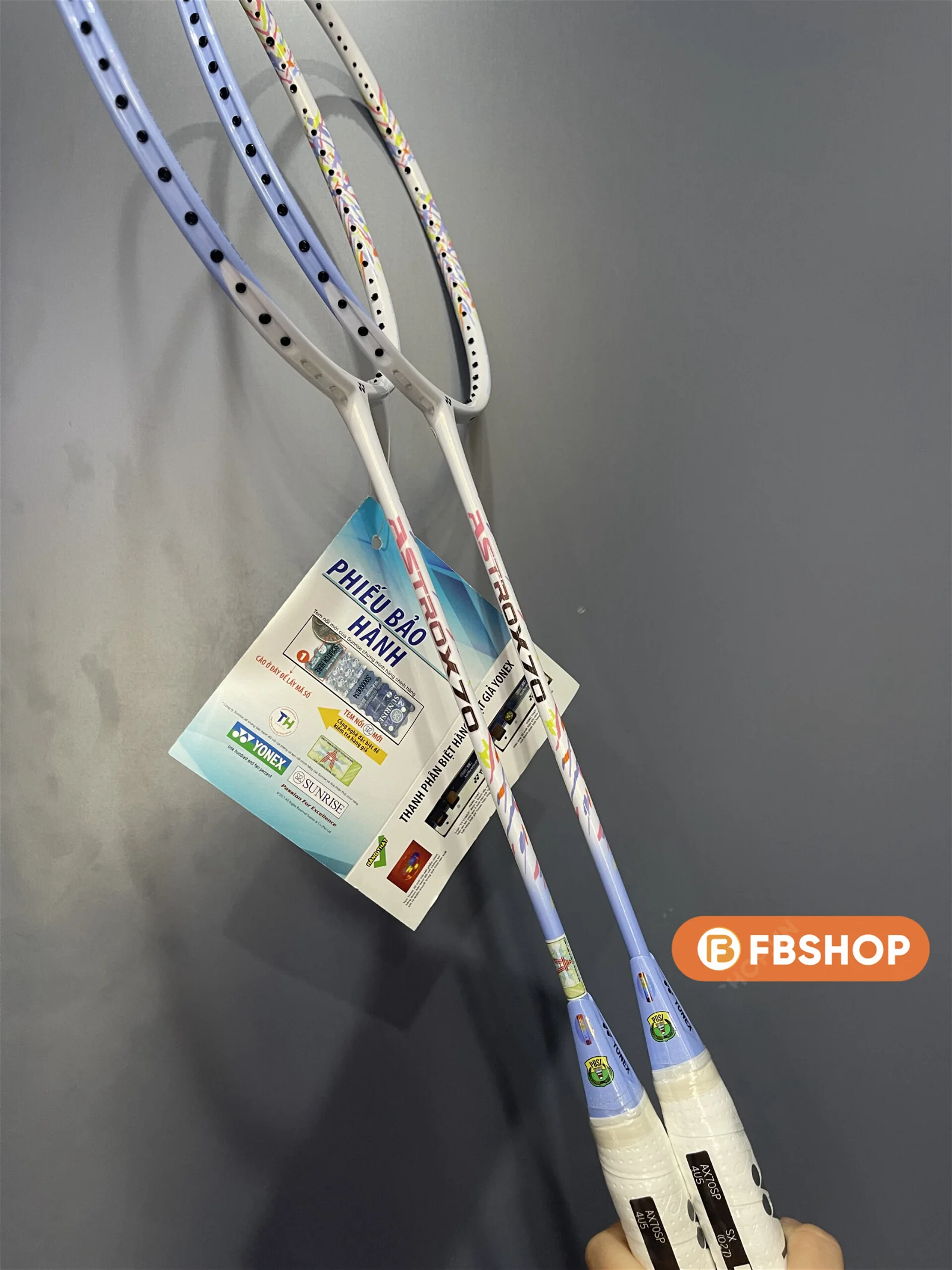 Top 5 vợt cầu lông Yonex màu hồng cho hội chị em
