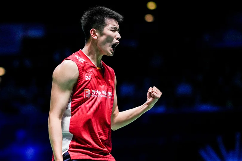 Li Shi Feng của Trung Quốc đã trở thành nhà vô địch đơn nam của All England Open liên tiếp đầu tiên