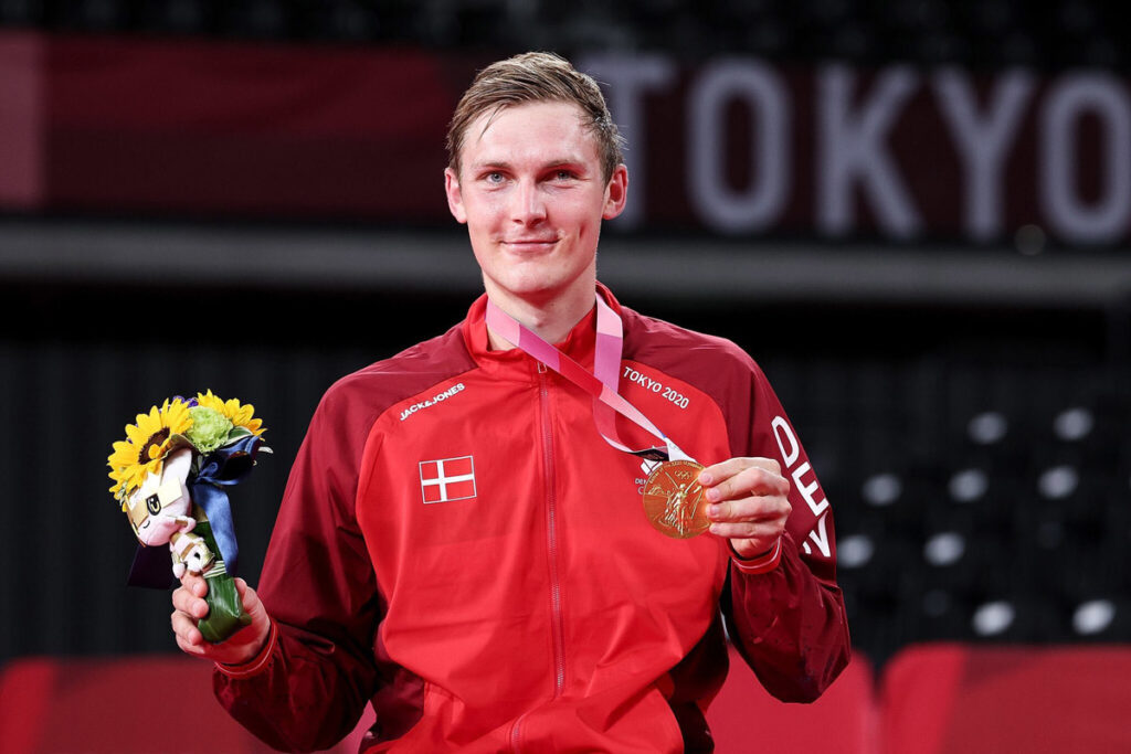 Con đường đến với thành công của Axelsen không hề bằng phẳng