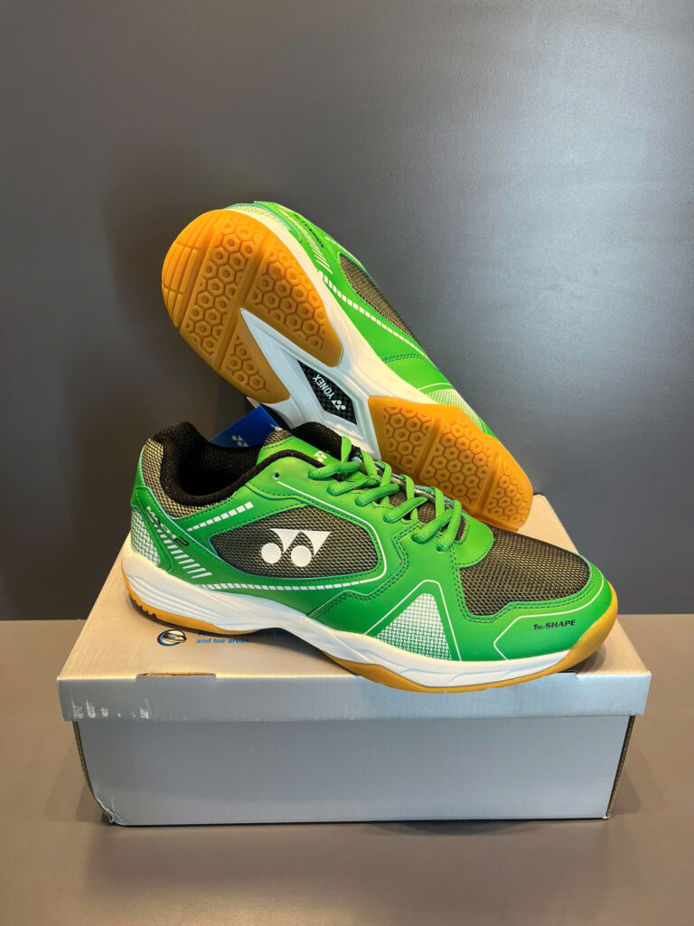 Giày cầu lông Yonex Mach 2