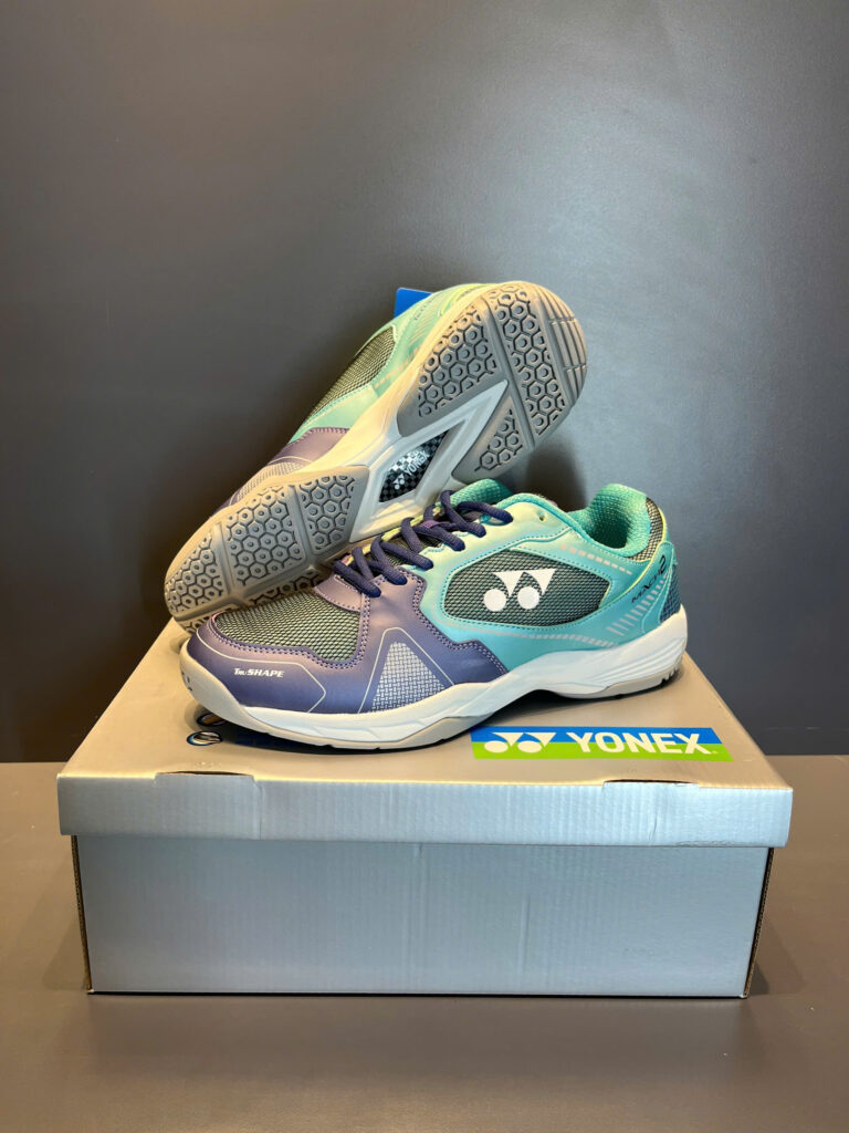 Giày cầu lông Yonex Mach 2