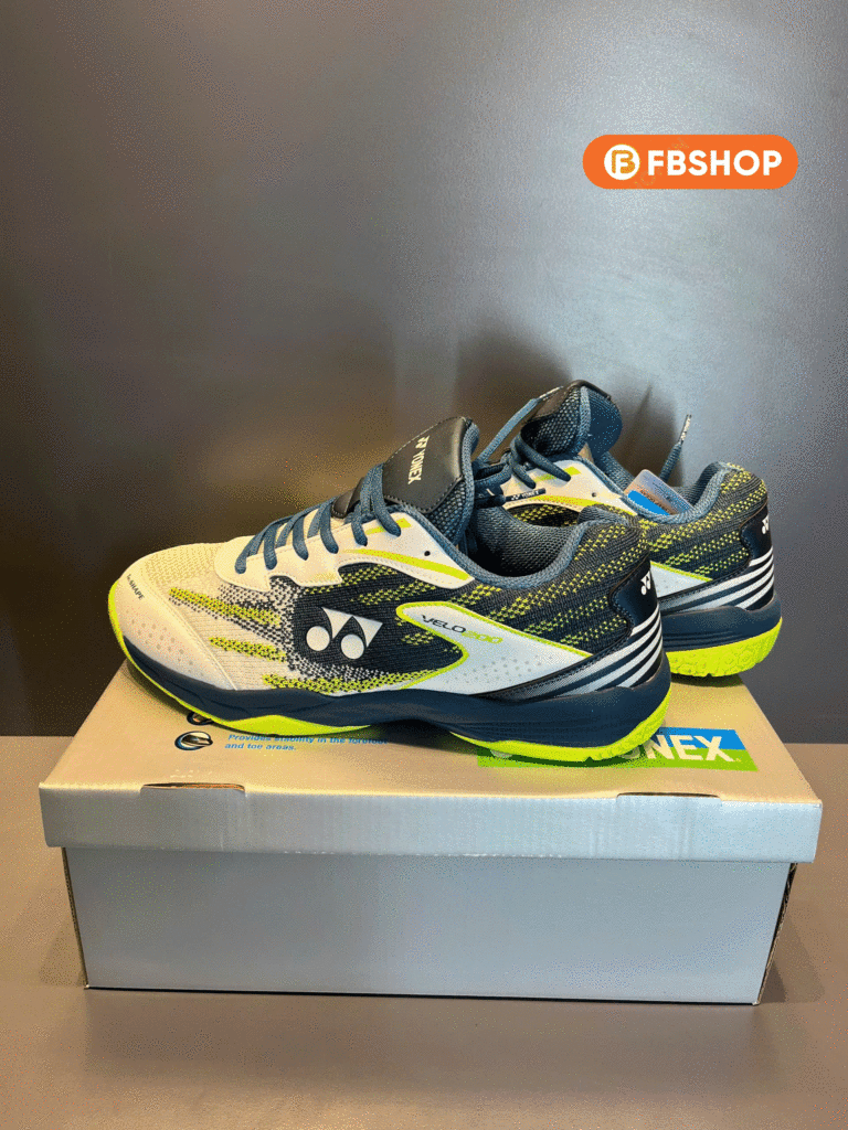 Giày cầu lông Yonex Velo 200