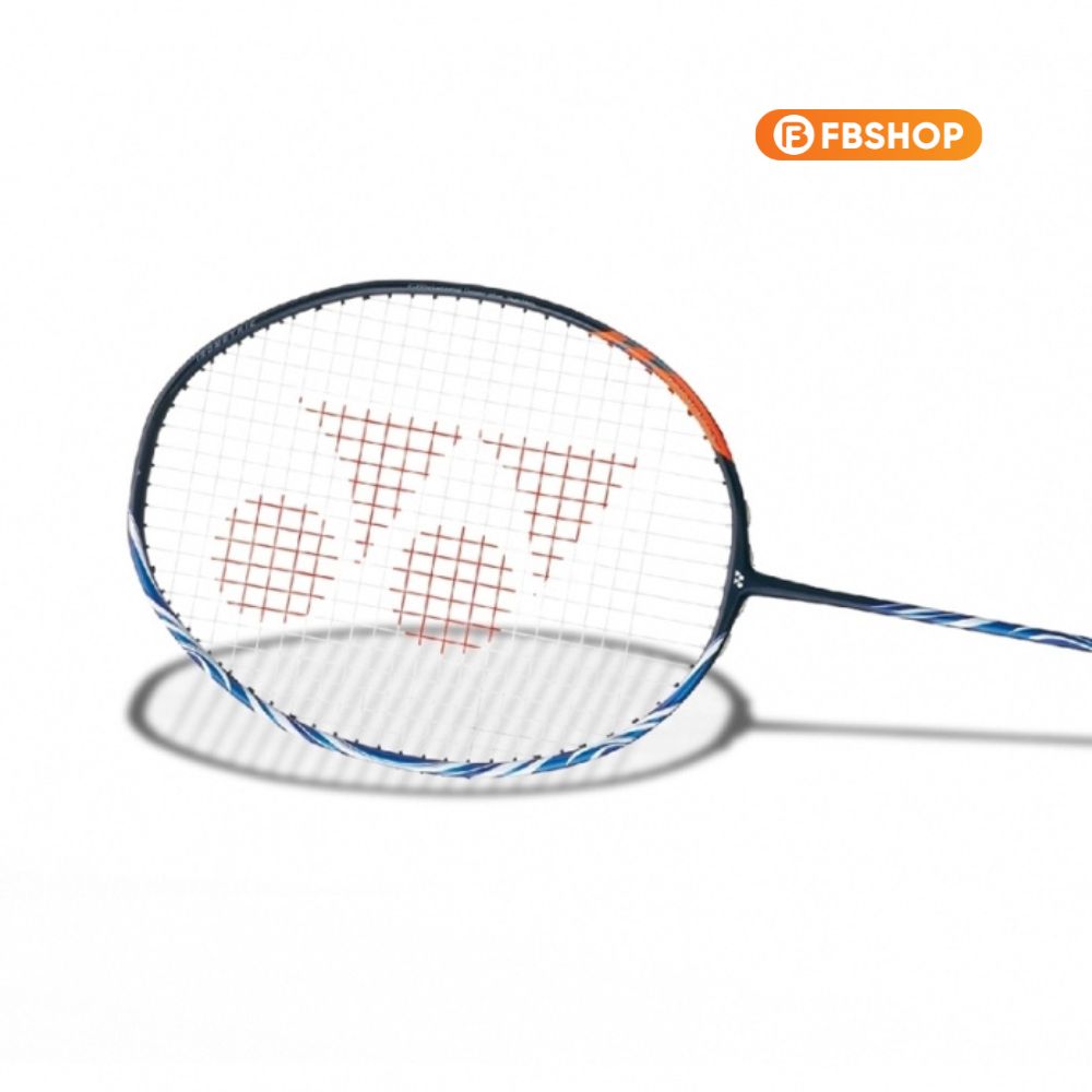 Astrox 100ZZ là cây vợt nặng đầu, giúp các cú smash trở nên uy lực hơn