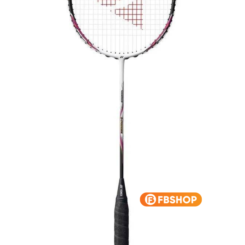Vợt Yonex Voltric I-Force được tích hợp hàng loạt công nghệ tiên tiến