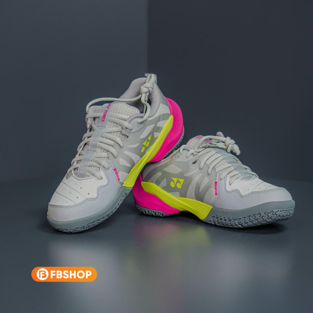 Giày Cầu Lông Yonex Subaxia GT Women và ngoại hình tối giản nhưng hiện đại