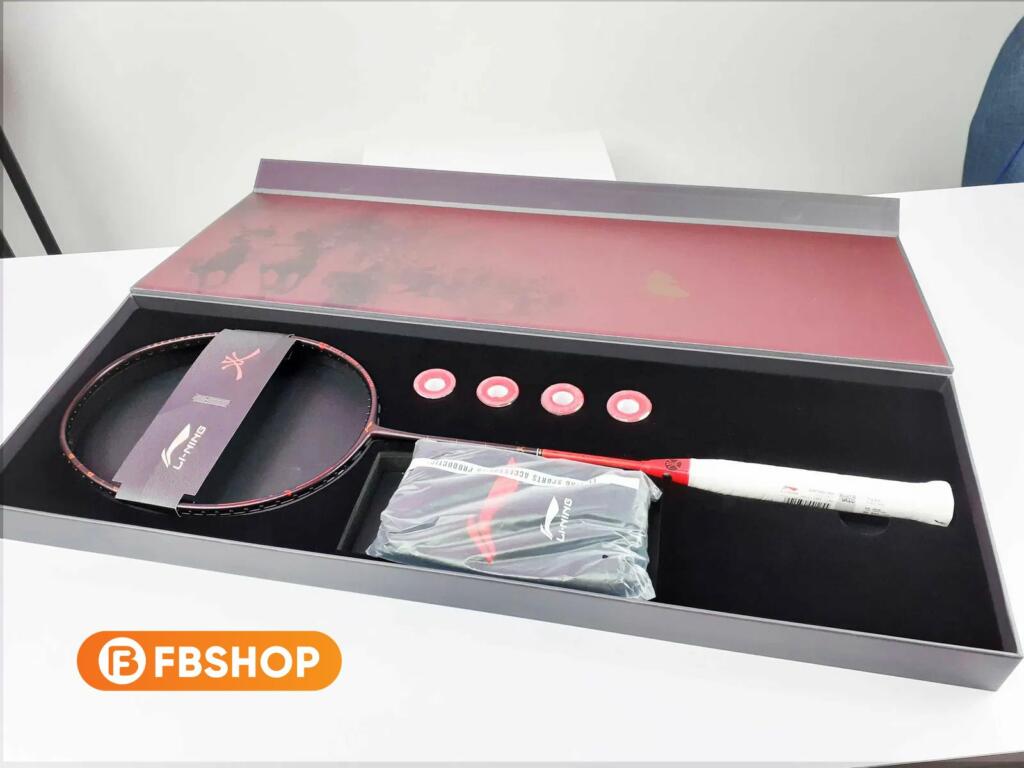 Các cây vợt trong BST Phong Lâm Hỏa Sơn được tích hợp công nghệ nổi bật của thương hiệu Lining