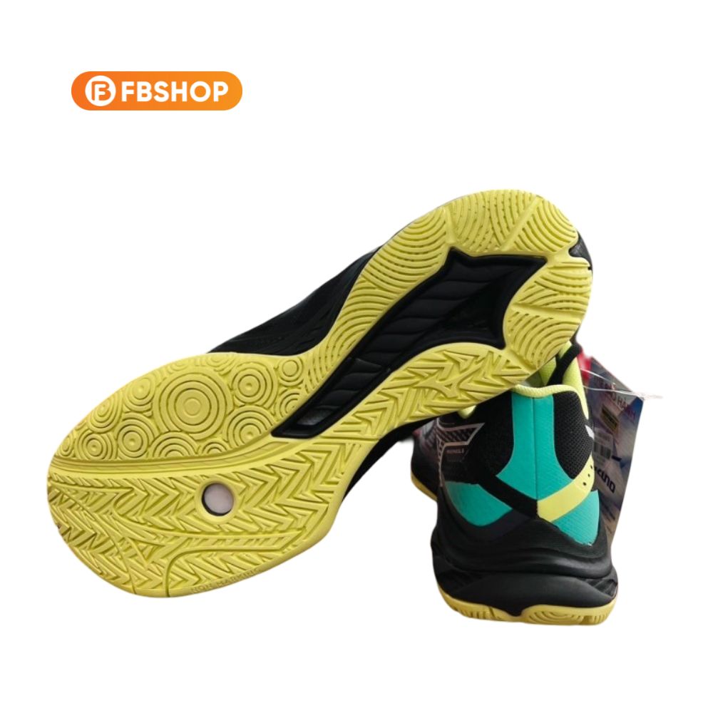 Giày cầu lông Mizuno Wave Fang El 2 rất lý tưởng cho người có bàn chân bè