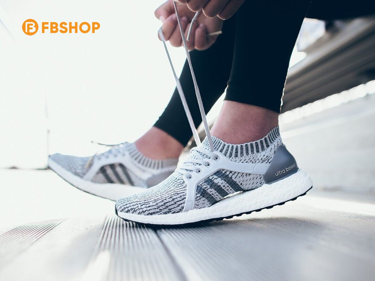 Giày thể thao Adidas