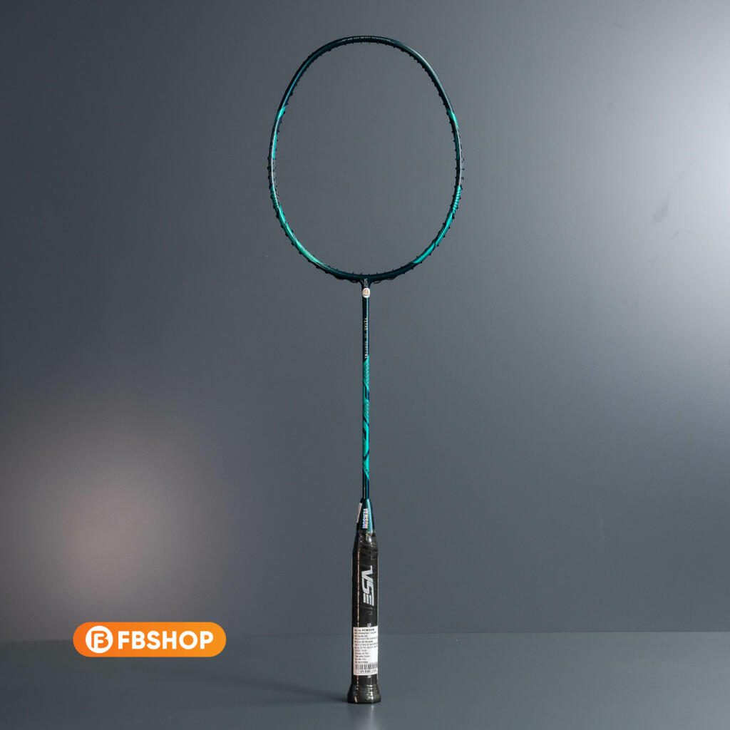 Vợt Cầu Lông VS Titan 10 với diện mạo nổi bật chiếm trọn cảm tình của người chơi