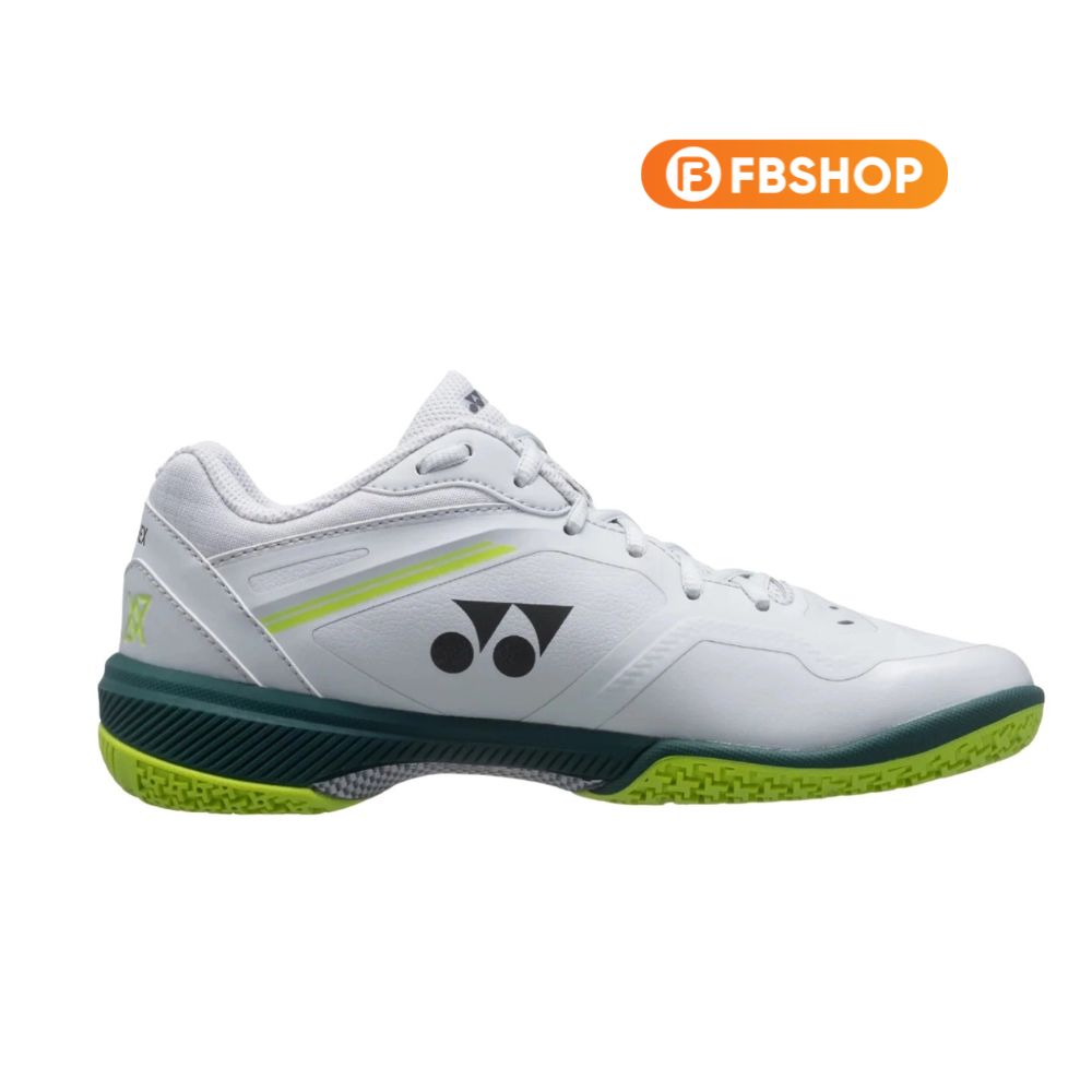 65Z VA Wide là đôi giày được Yonex ưu ái trang bị hàng loạt công nghệ ấn tượng