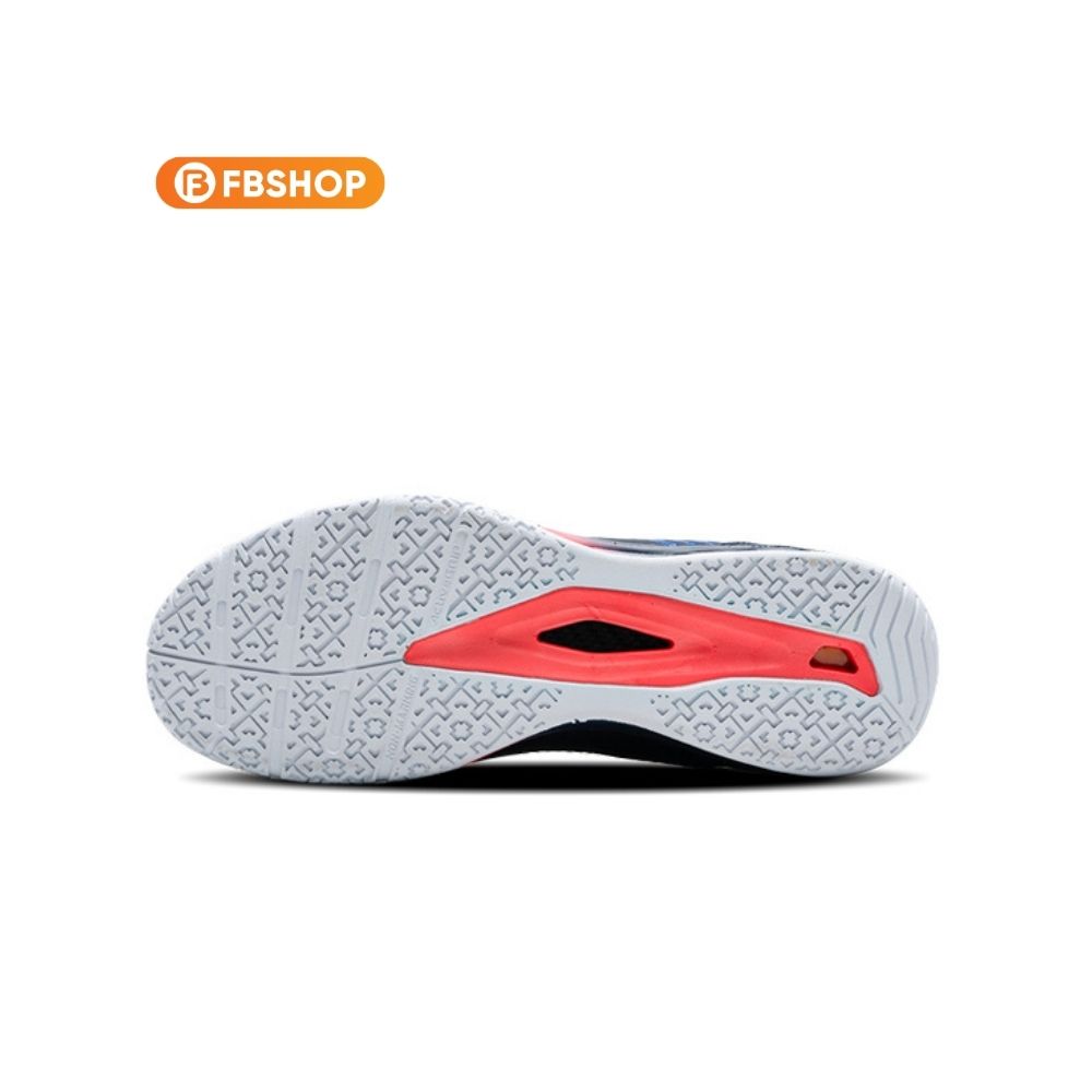 Hundred Beast Max 4M111 phù hợp với lông thủ có lối đánh bao sân