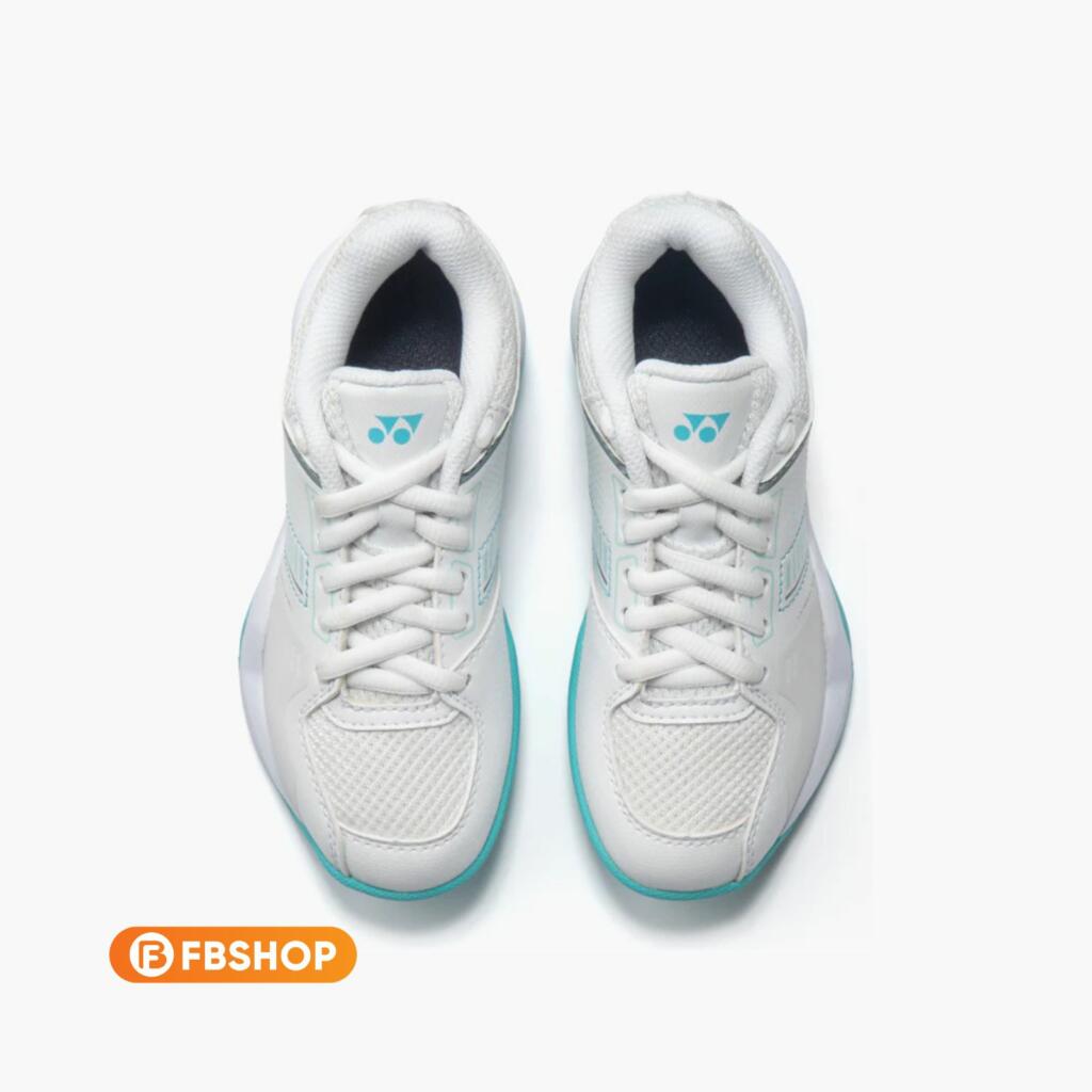  Giày Cầu Lông Yonex SHB SF1J Lace cho cảm giác mang khá êm ái không gây cảm giác đau chân 