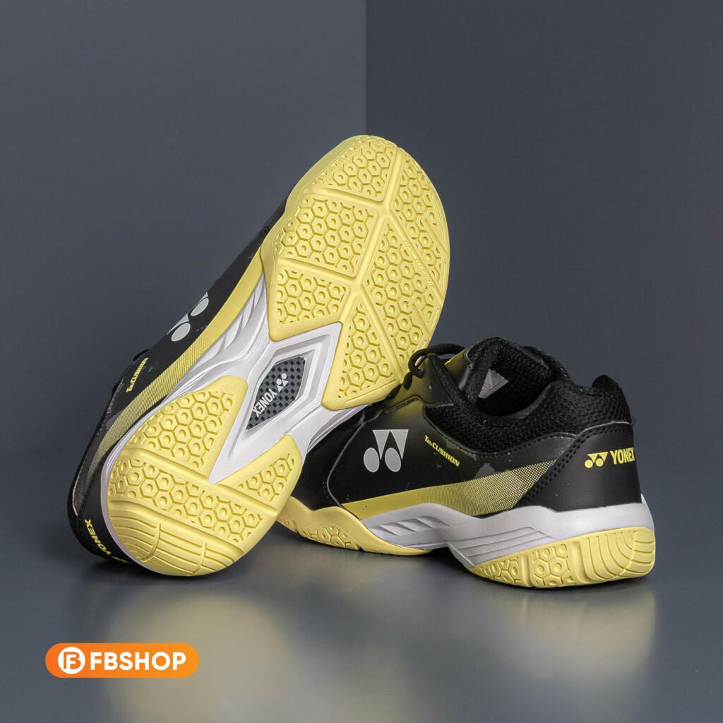 Giày cầu lông Yonex Apios cho khả năng bám sân cực kỳ hiệu quả hạn chế tình trạng trơn trượt 