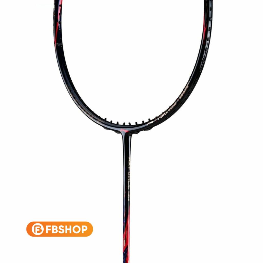 Lining Axforce 90 Loh Kean Yew 2026 mang đến những pha đập cầu uy lực nhưng vẫn duy trì được sự linh hoạt trong các pha cầu nhanh