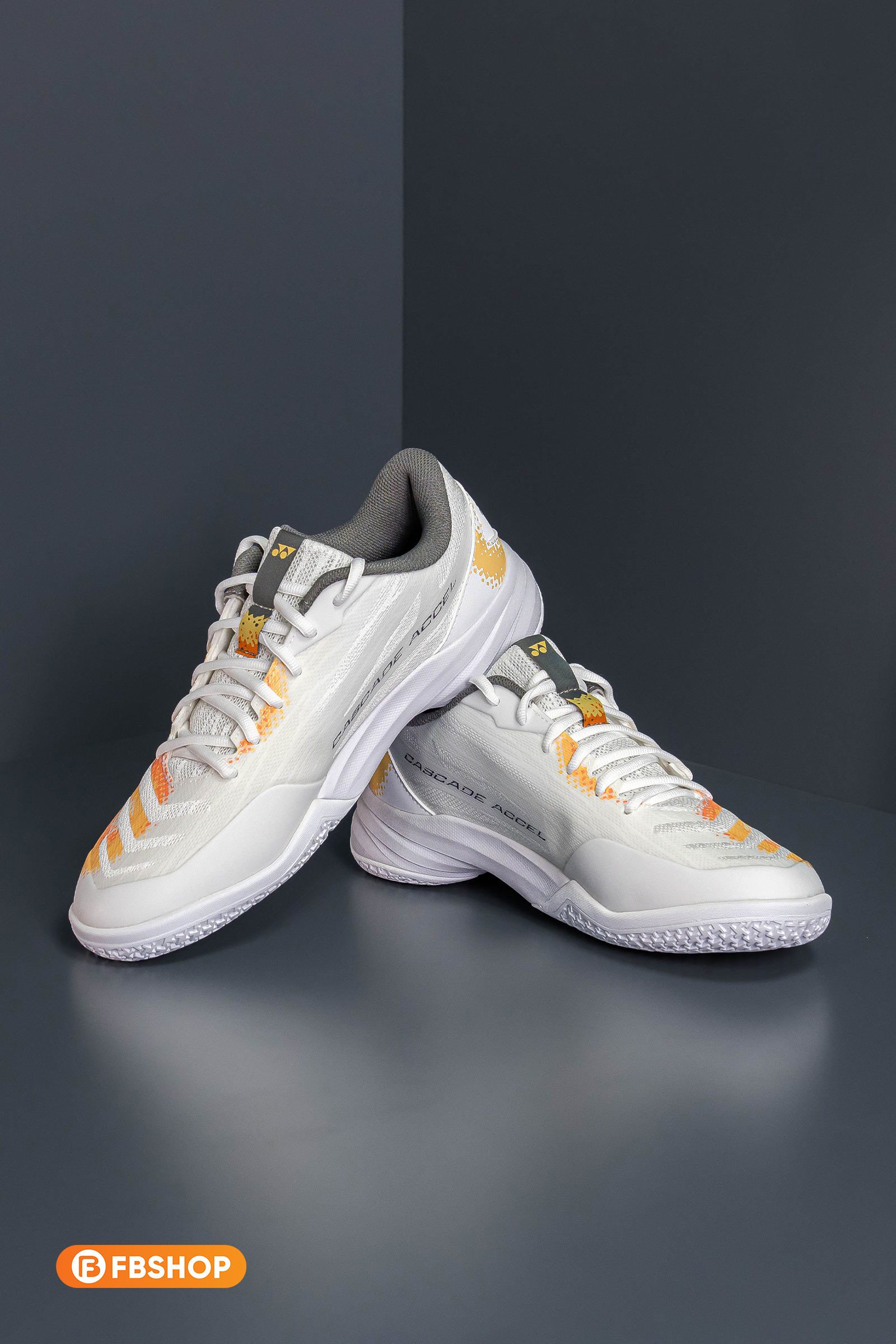 Yonex Cascade Accel 2026 - Trắng Cam